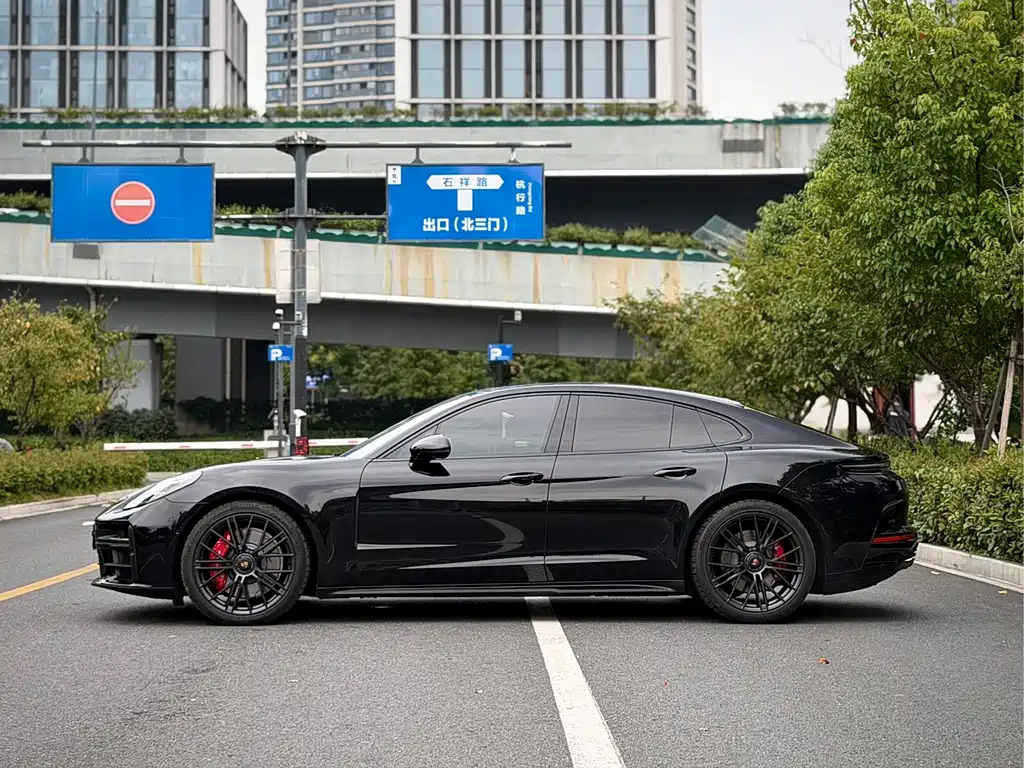 Porsche Panamera 2026 Panamera GTS 4.0T