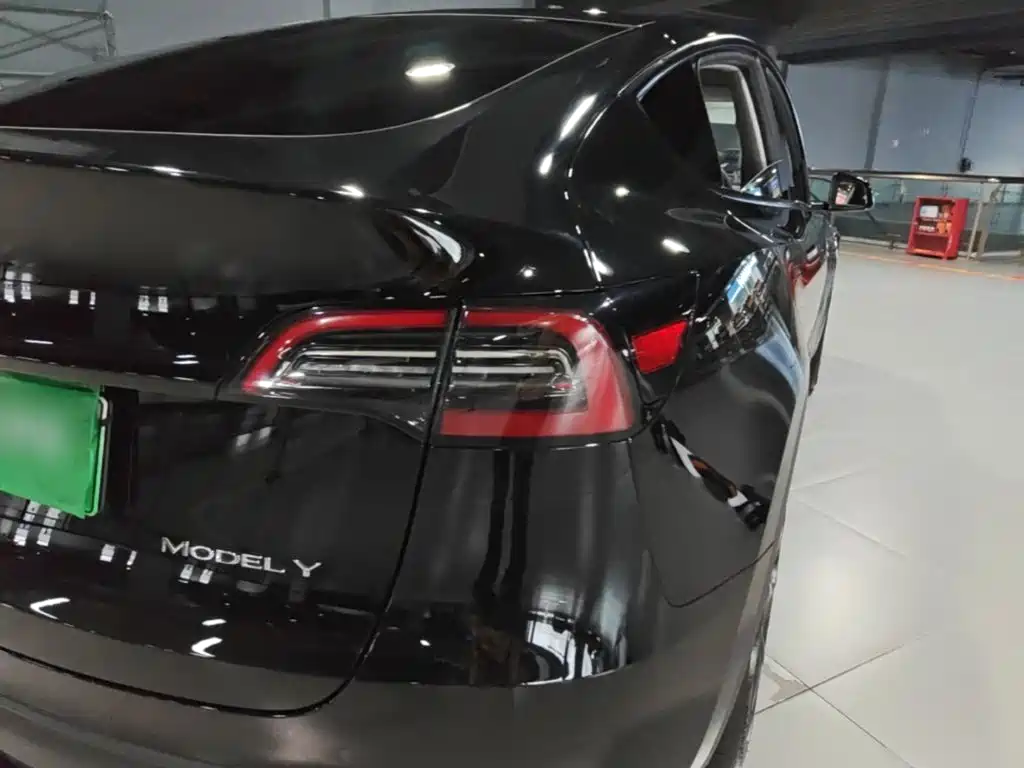 Tesla Model Y — фотографии объявления, Фото 9