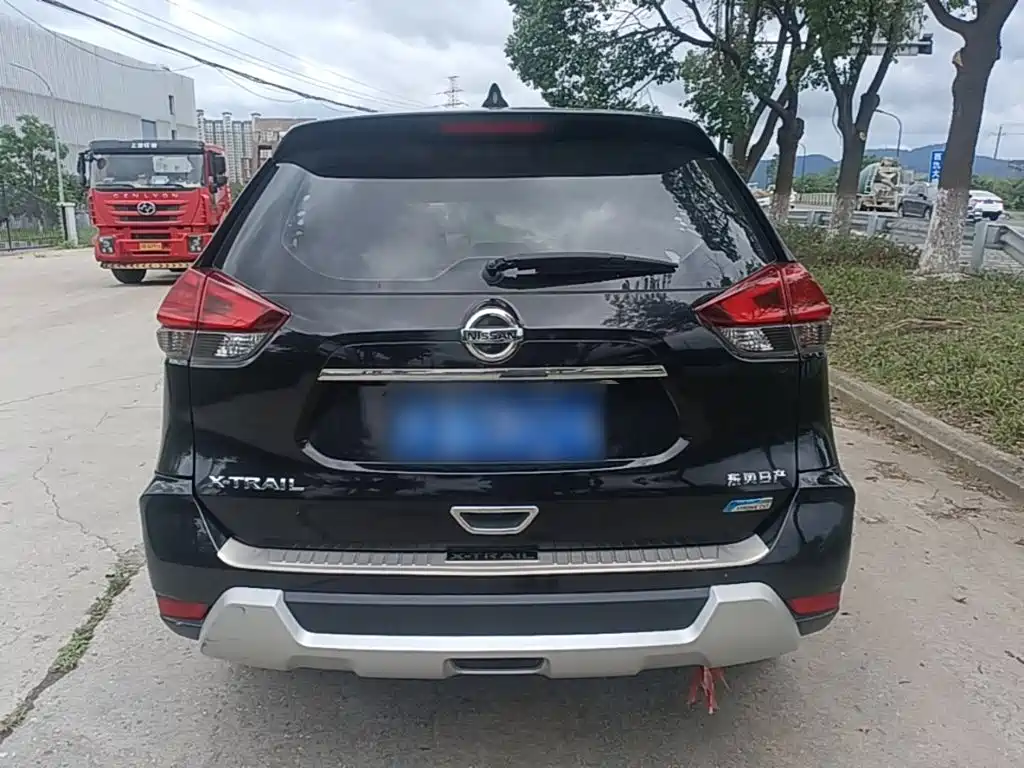 Nissan X-Trail 2017 2.0L CVT Comfort 2WD