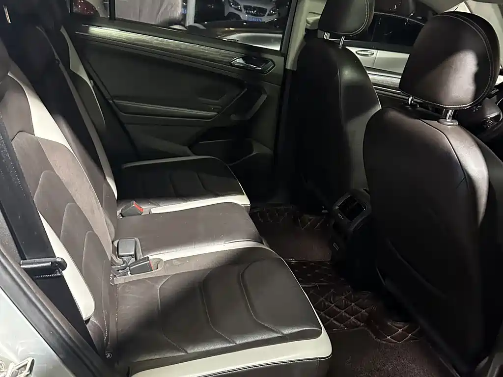 Volkswagen Tiguan L — миниатюра 5