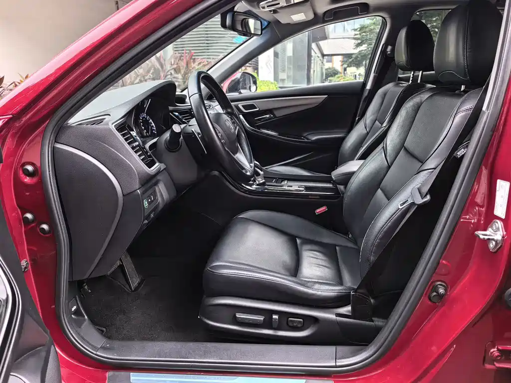 Honda Spirior — миниатюра 8