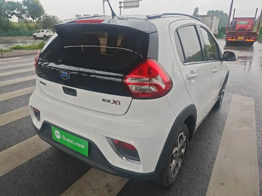 Geely X1 2017 1.3L AT