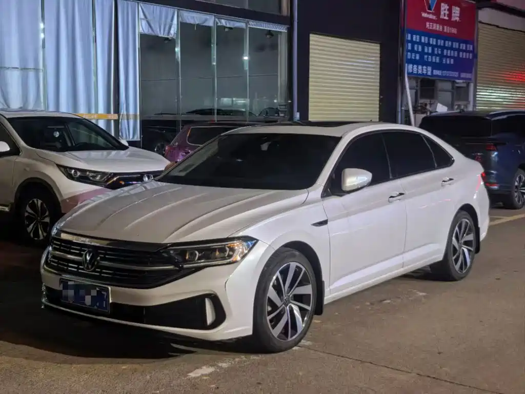 Volkswagen Sagitar 2023