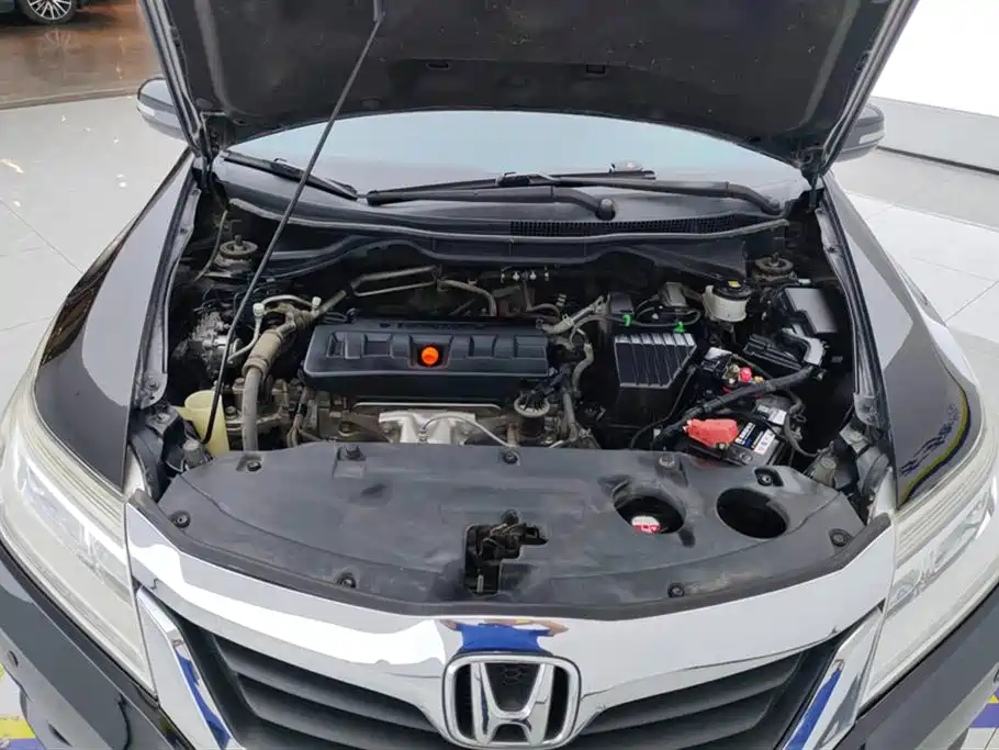 Honda Crider 2015 1.8L AT Comfort