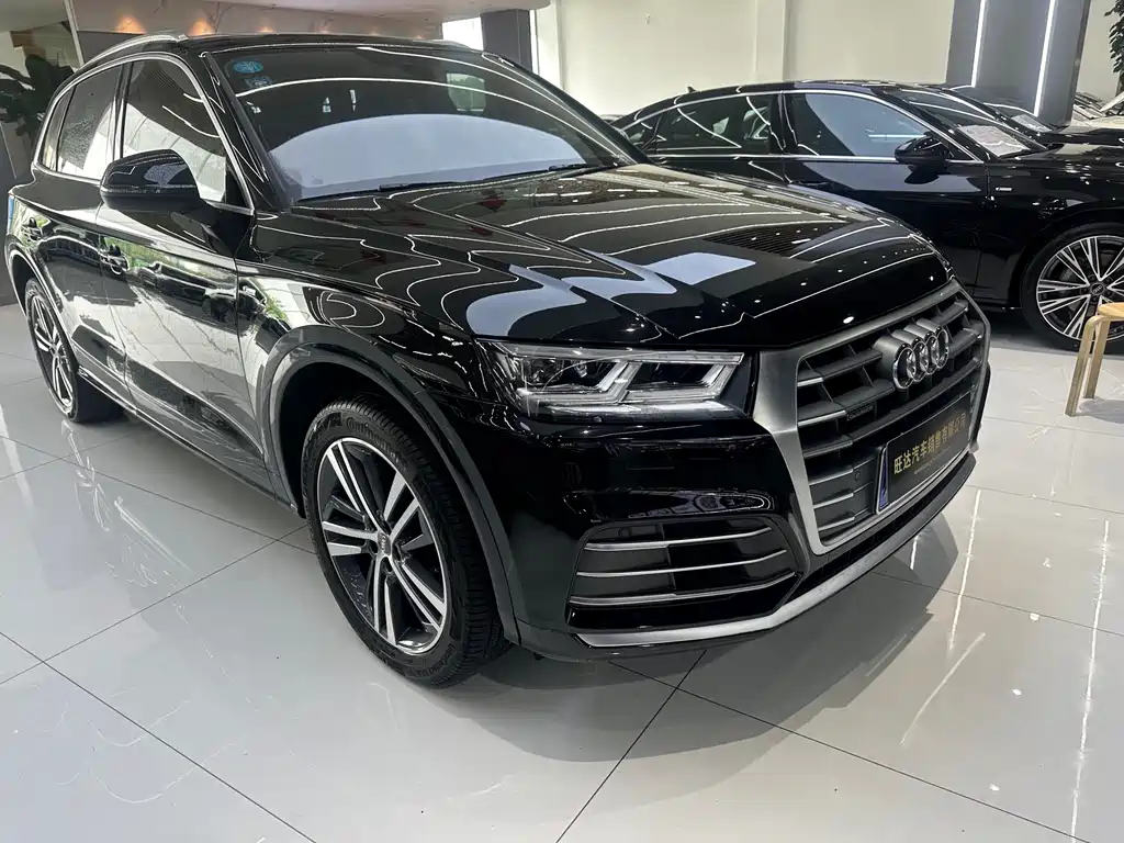 AUDI  Q5L