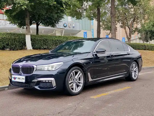 BMW 7 SERIES 2018