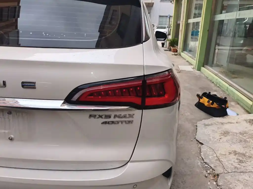 Roewe RX5 MAX — миниатюра 8