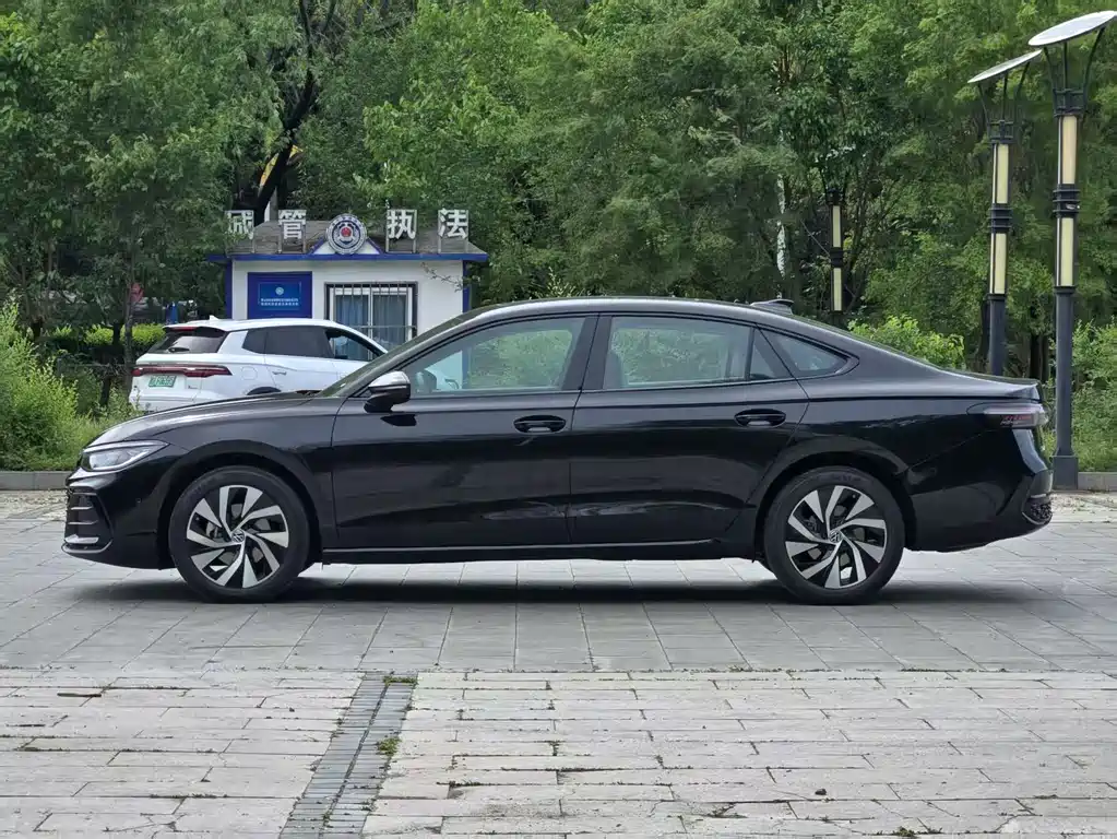 Volkswagen Passat 2026 Pro 380TSI