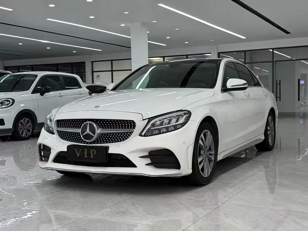 Mercedes-Benz C-Class 2021