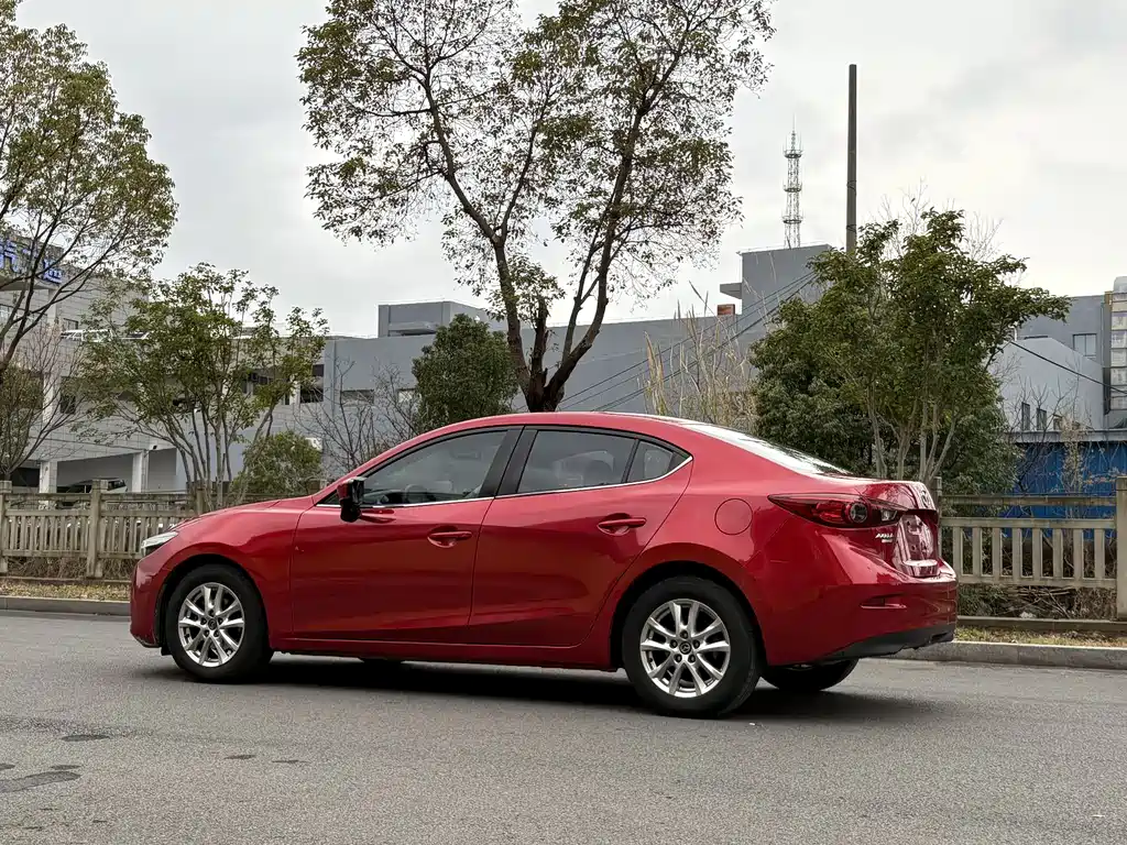 MAZDA 3 ANGKESAILA