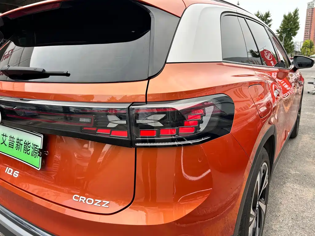 Volkswagen ID.6 Crozz — миниатюра 6