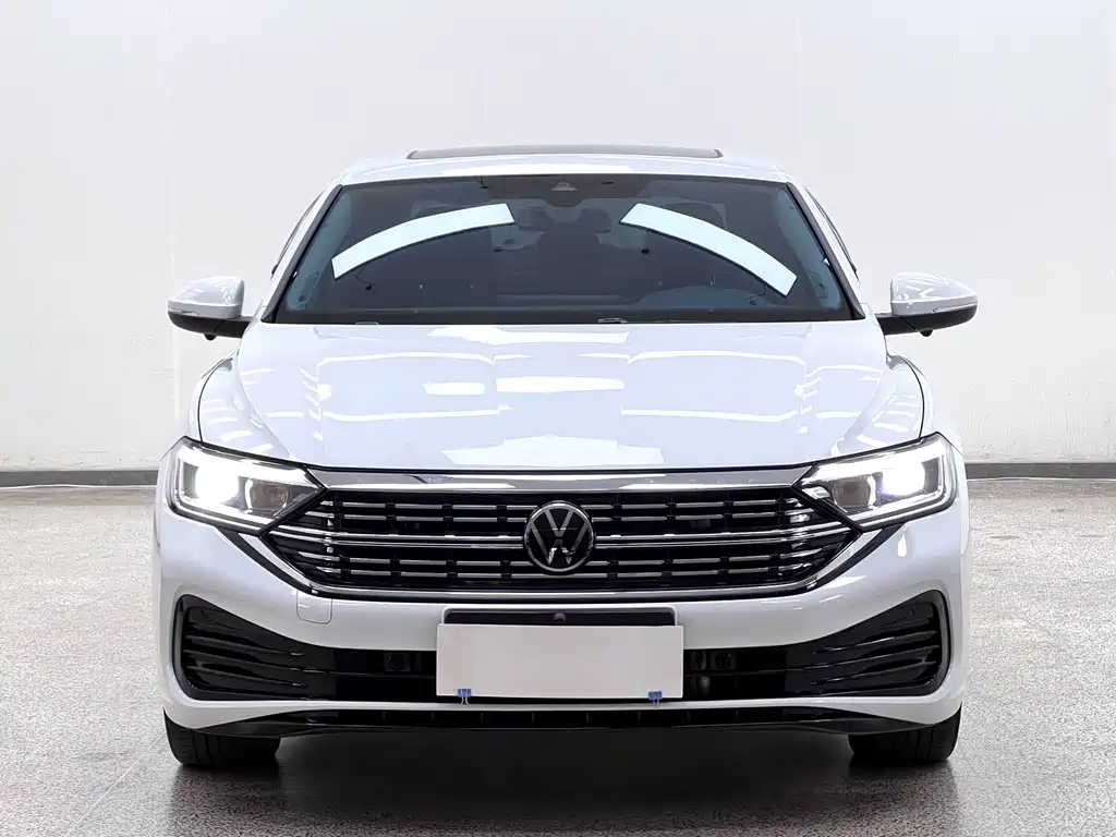 Volkswagen Sagitar — миниатюра 2