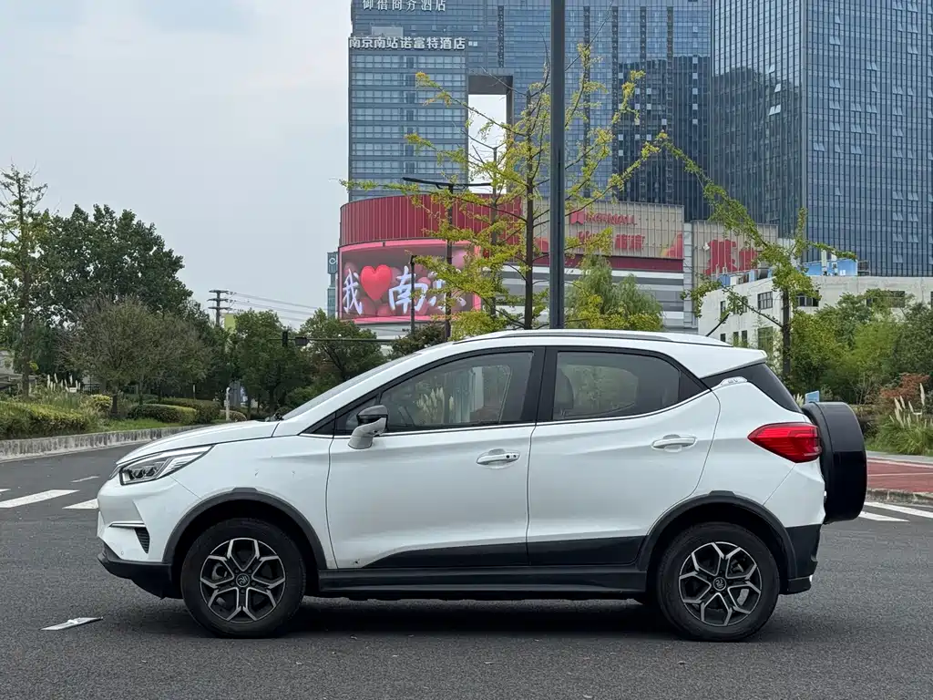 BYD Yuan Pro - фото 13