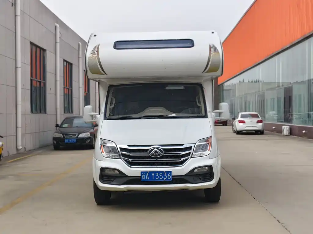 MAXUS V80 RV — миниатюра 2