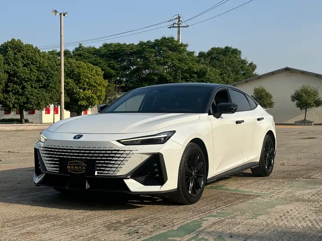 Changan UNI-V 2023