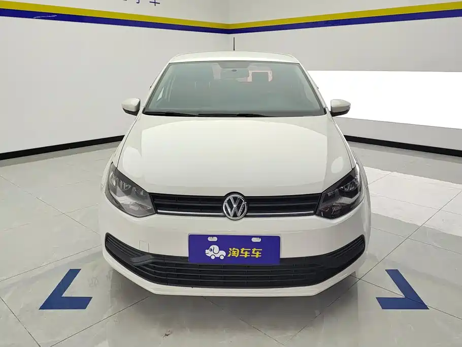 Volkswagen Polo 2016 1.4L AT