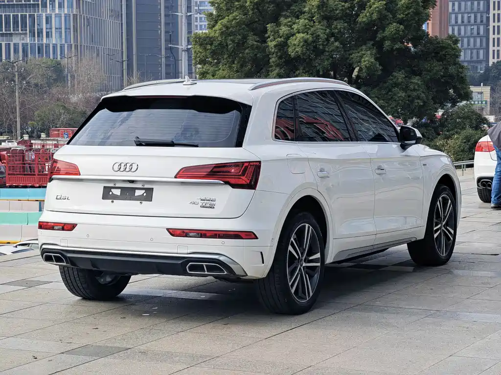 Audi Q5L 2022 40T Luxury
