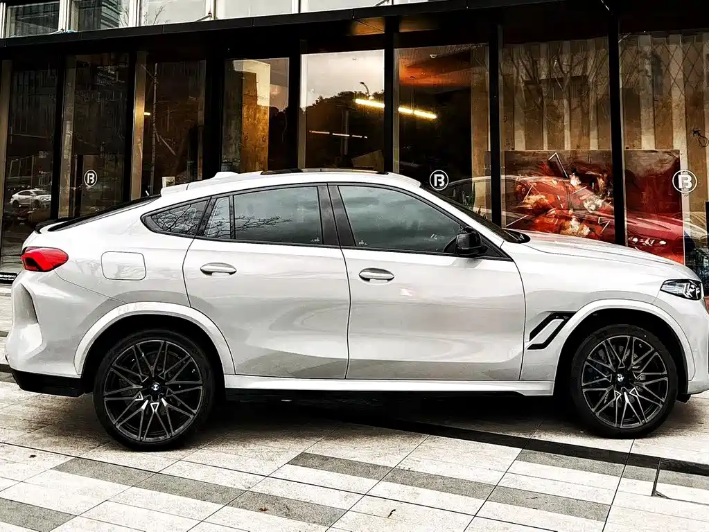 BMW X6 M 2023 X6 M