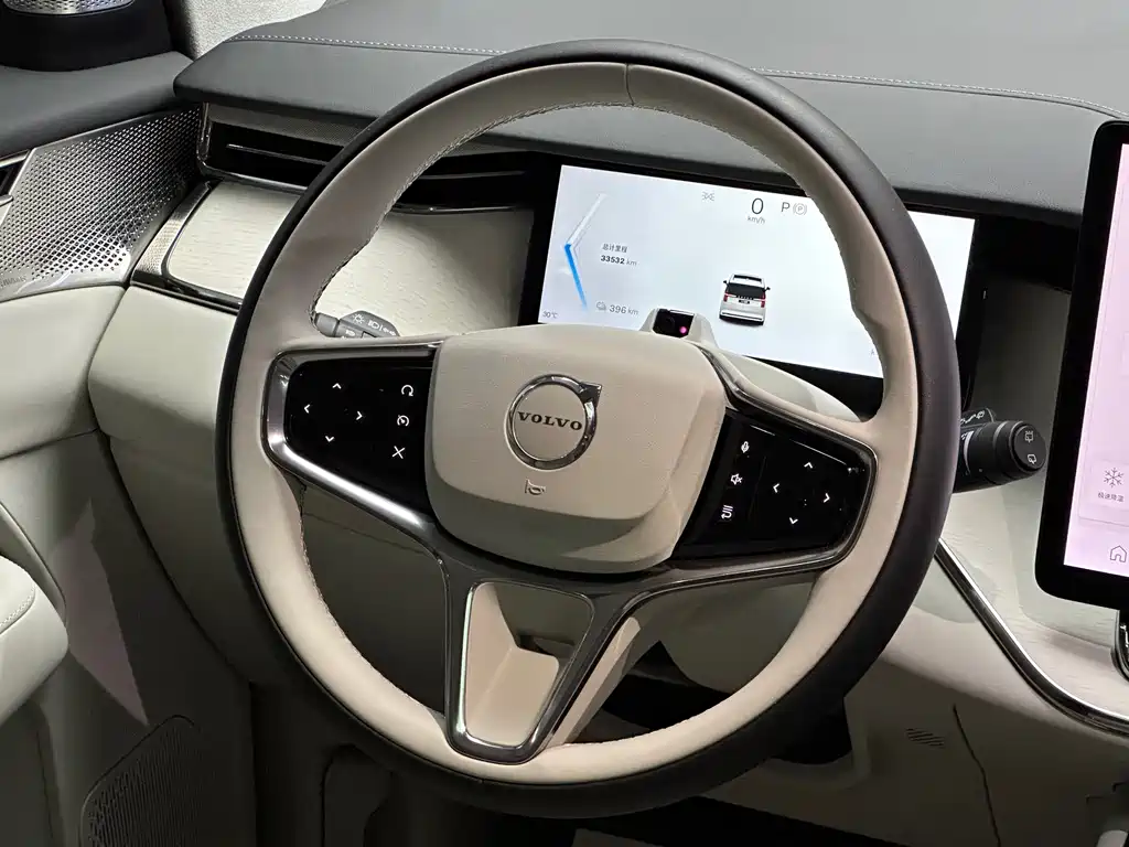 Volvo EM90 — миниатюра 11