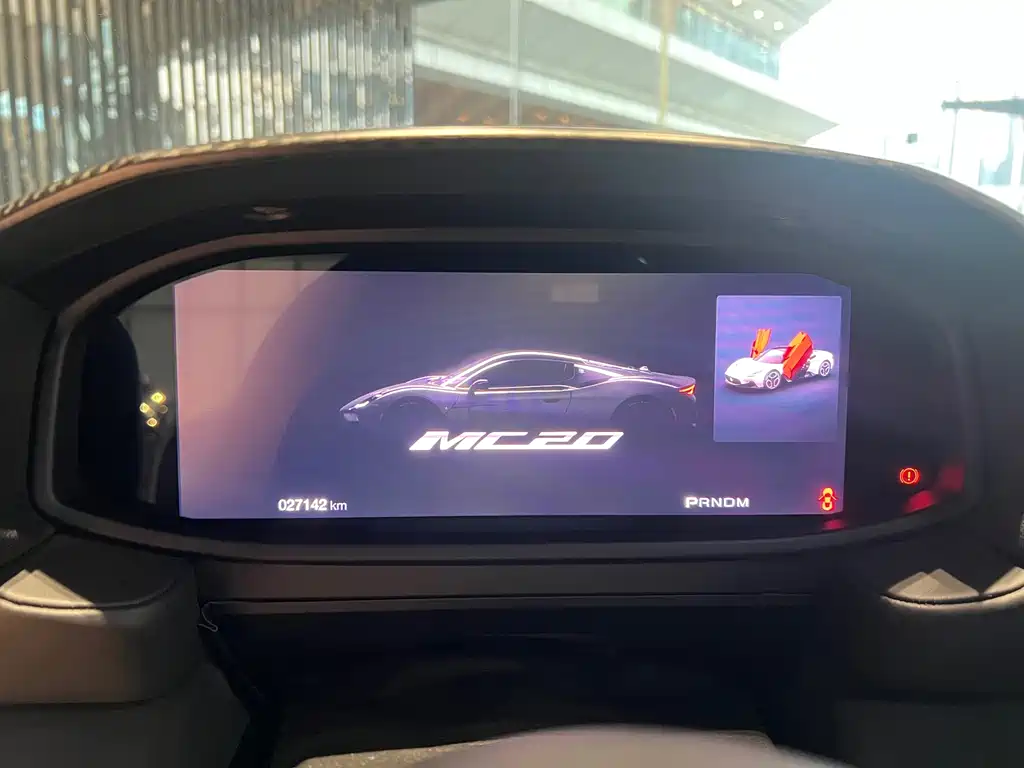 Maserati MC20 — миниатюра 6