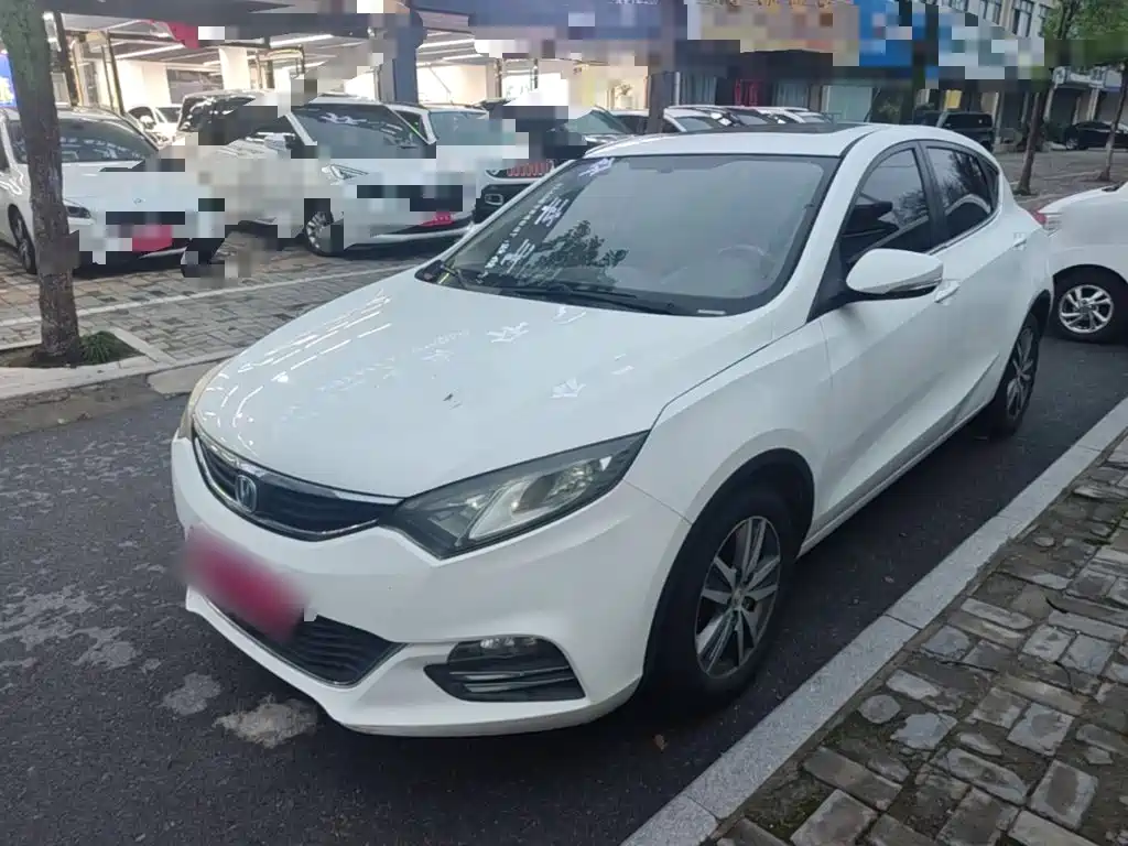 Changan Eado XT