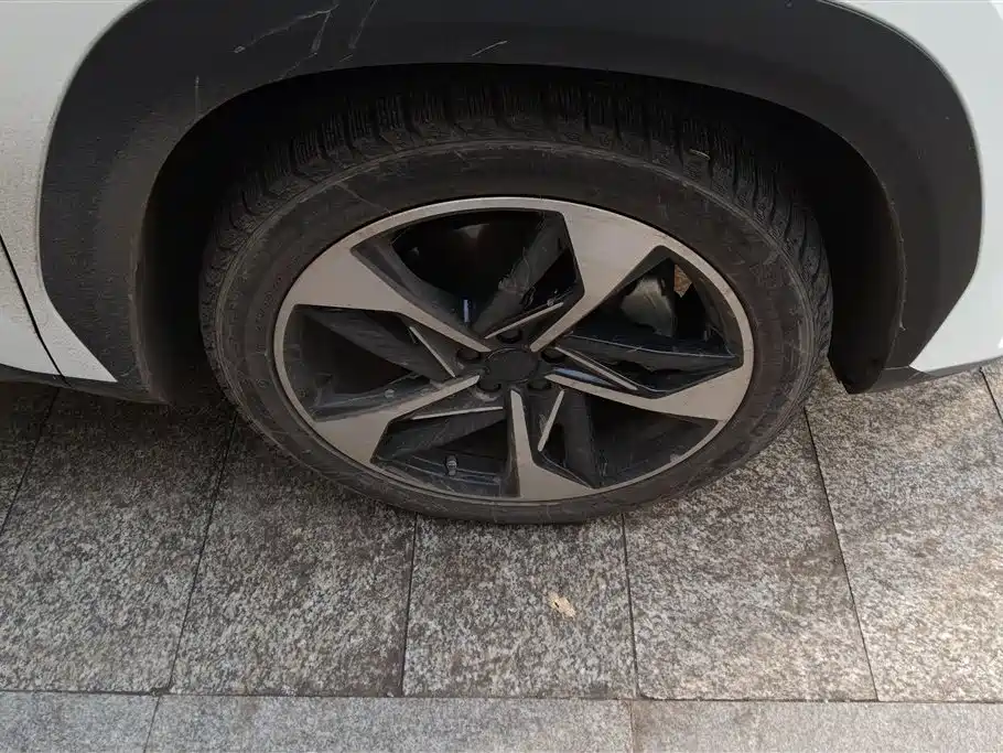 GEELY GALAXY GALAXY L7