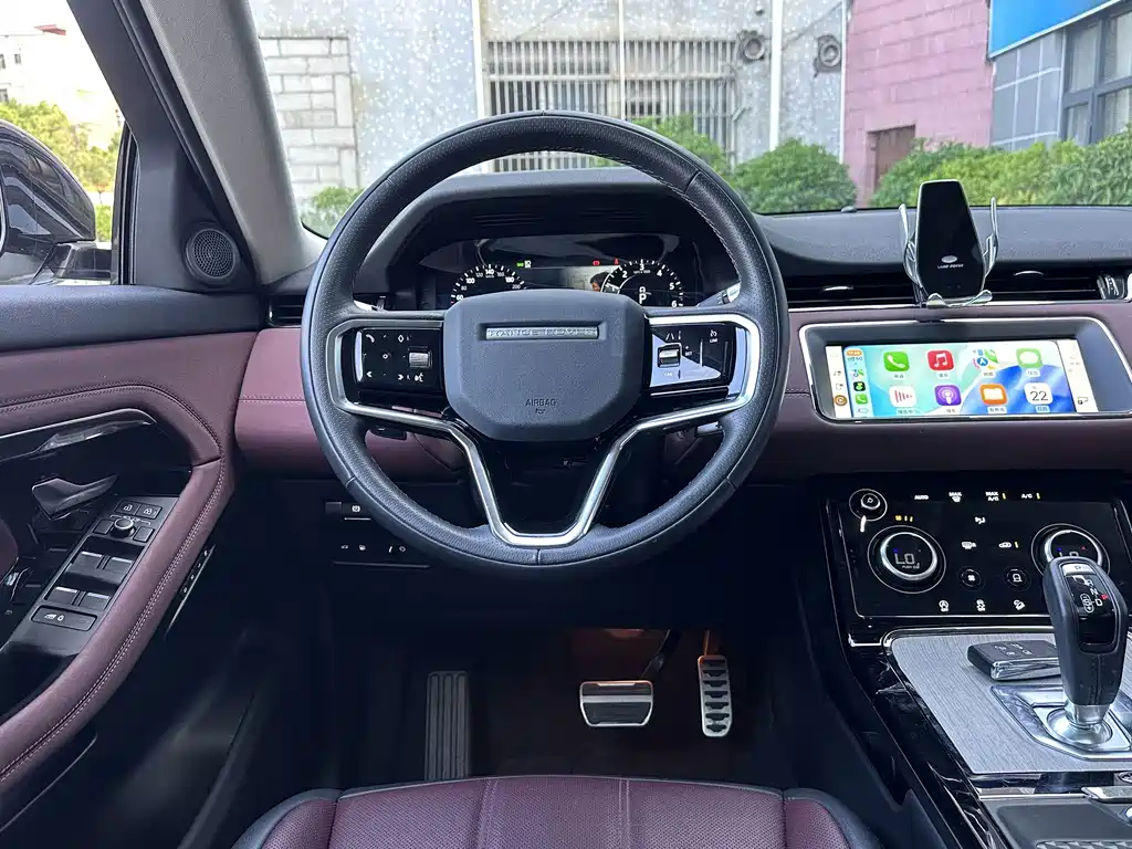 Land Rover Evoque PHEV — миниатюра 4