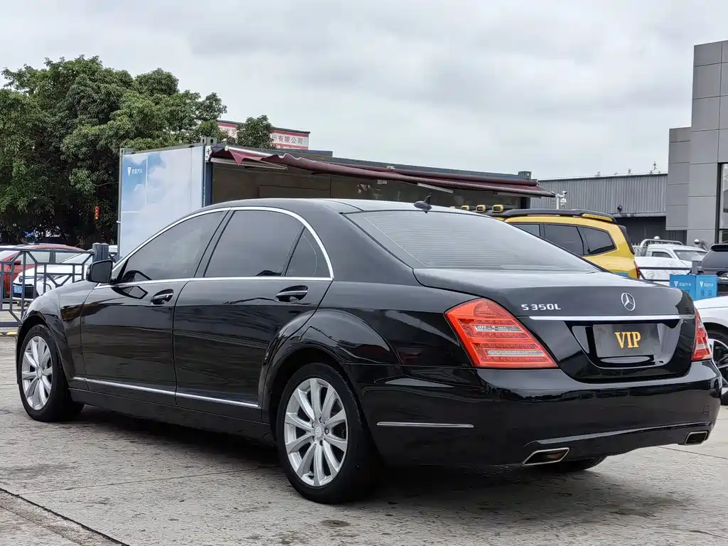 Mercedes-Benz S-Class S 2010 S 300 L Luxury