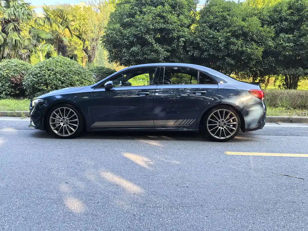 Mercedes-Benz A-Class AMG AMG A 35 L 4MATIC First Type Special Edition, фото 4