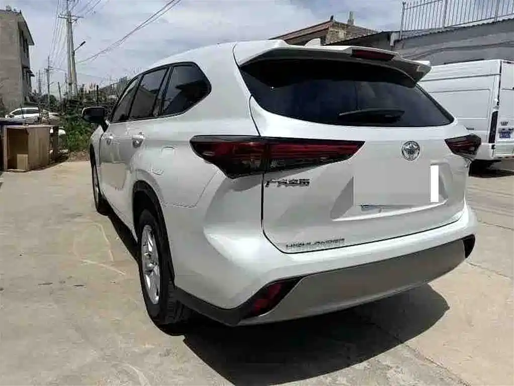 Toyota Highlander 2026 2.5L Elite 5 мест