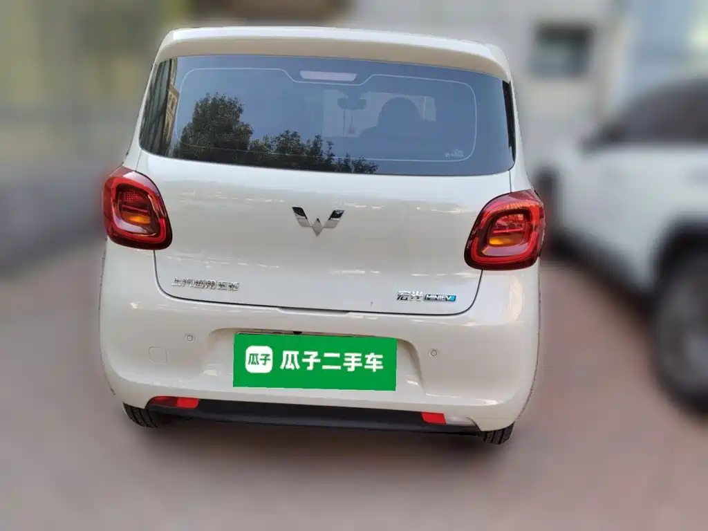 Wuling MINIEV — миниатюра 3