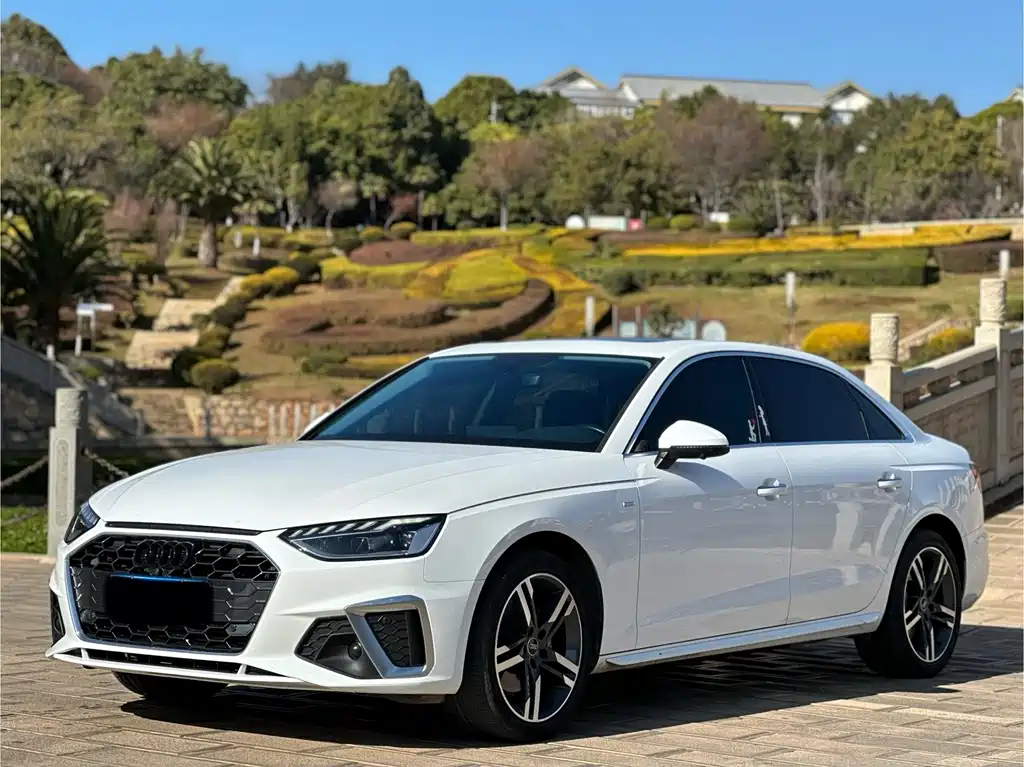 Audi A4L 2017