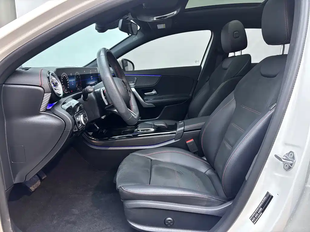 MERCEDES-BENZ A CLASS