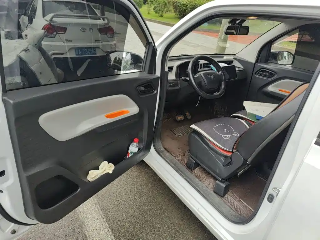 Wuling MINIEV — миниатюра 12