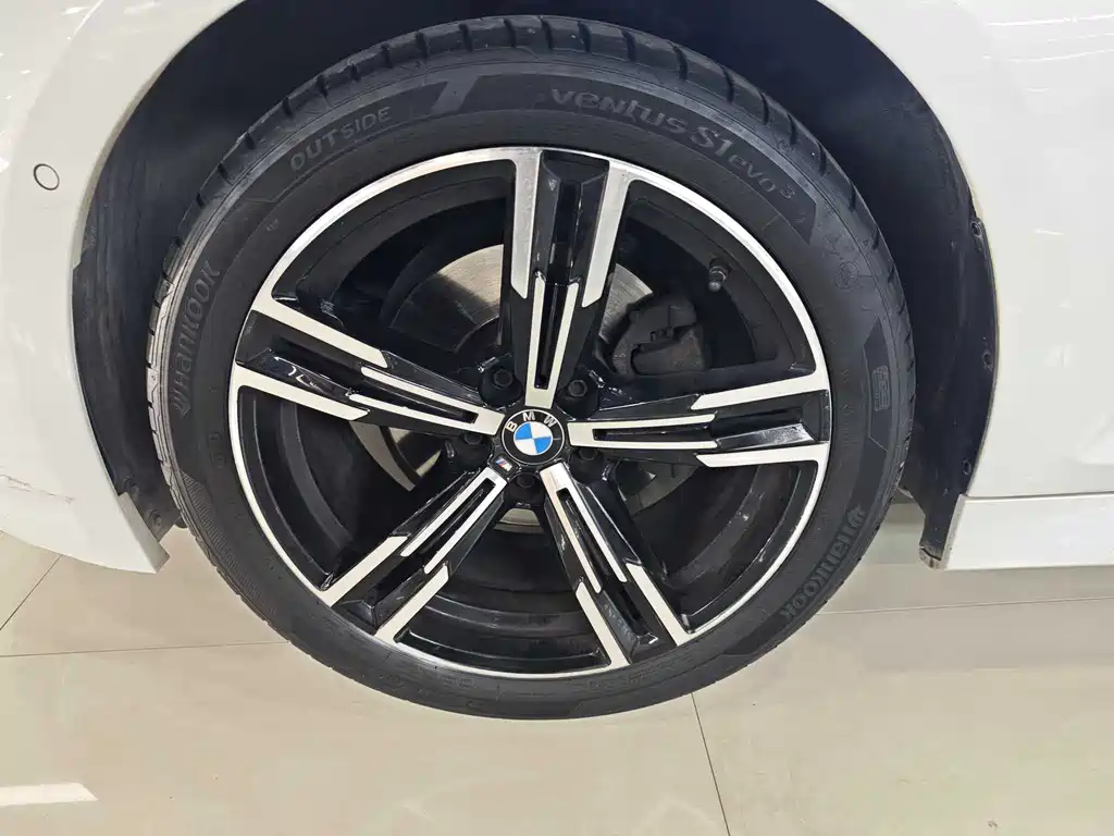 BMW 3 Series 3 2023 325i M Sport