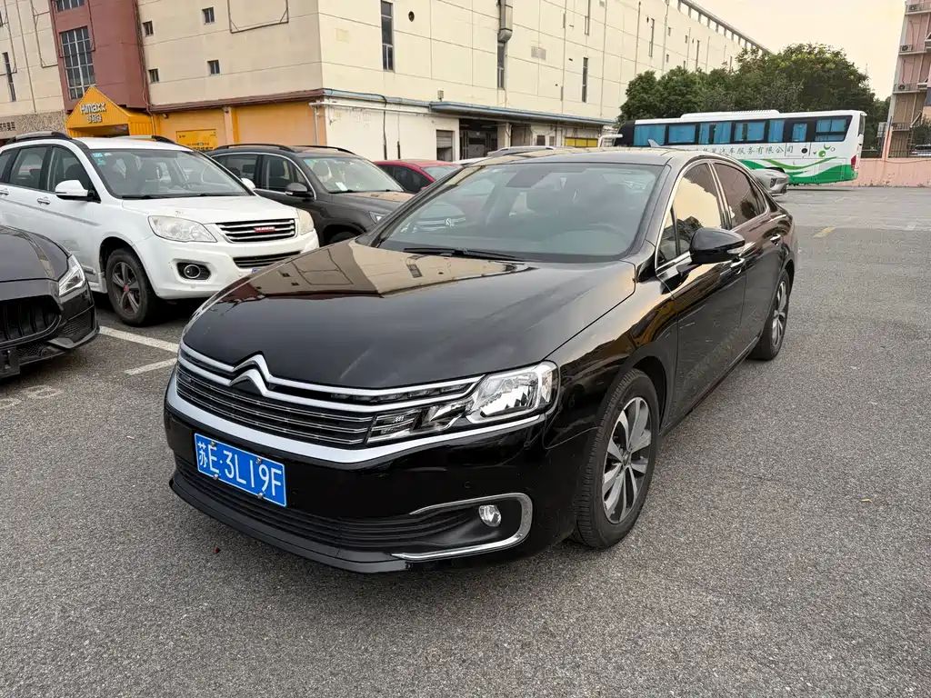 Citroen C6