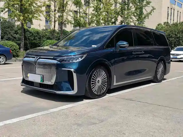 VOYAH LANTU DREAMER 2024