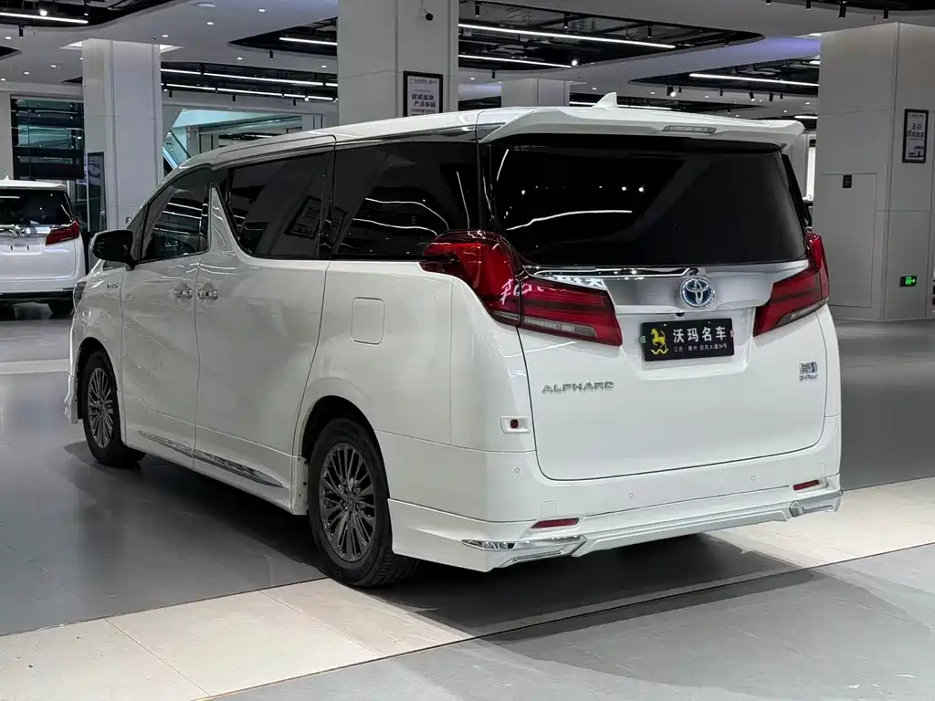 TOYOTA ELFA