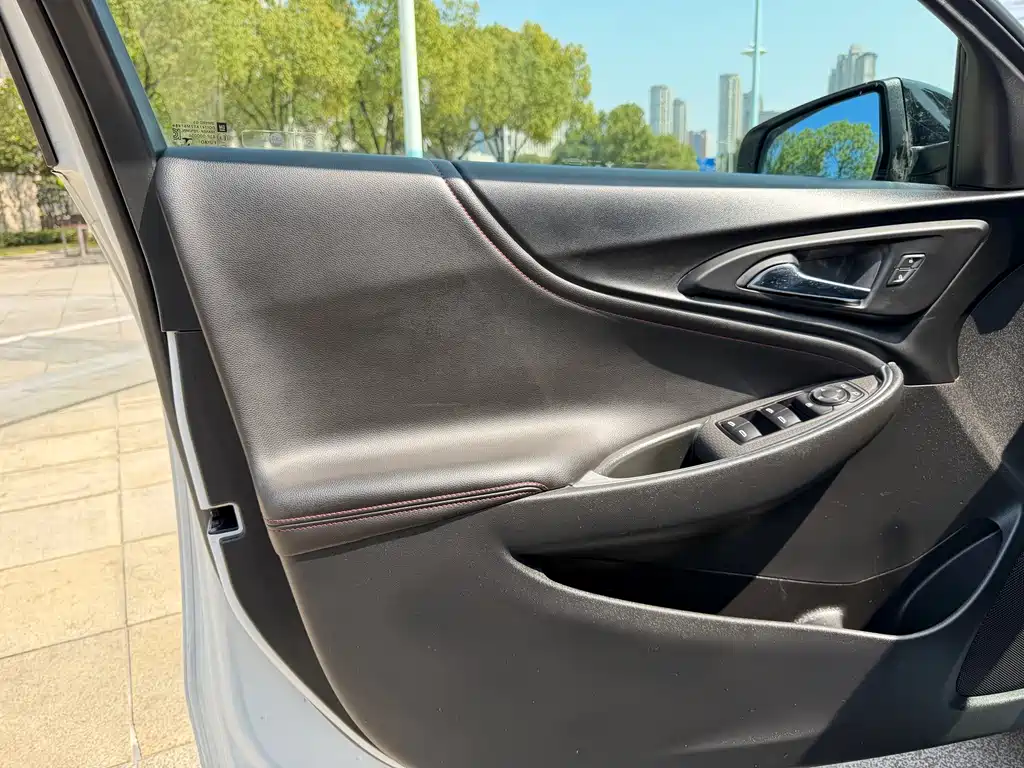 CHEVROLET MAI RUIBAO XL