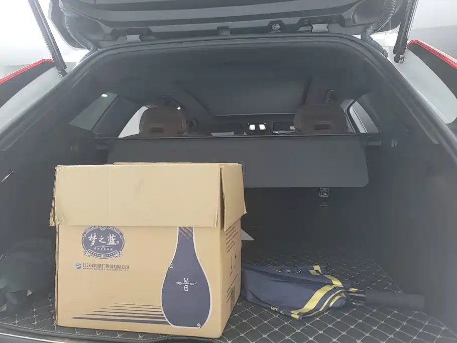 Volvo XC60 2022 B5 Luxury