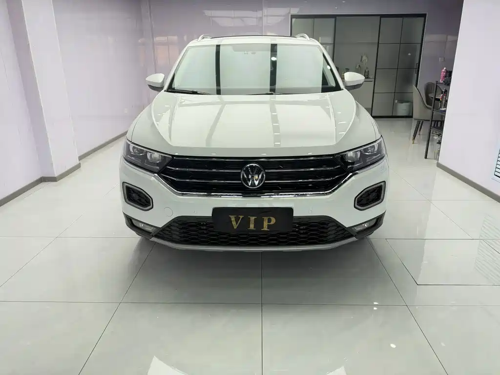 Volkswagen T-Roc — миниатюра 2