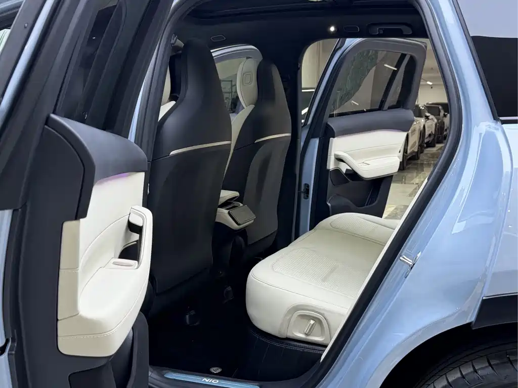 NIO ES6 — миниатюра 4