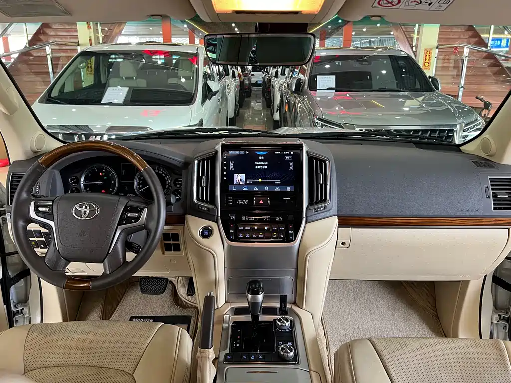 Toyota Land Cruiser — миниатюра 15