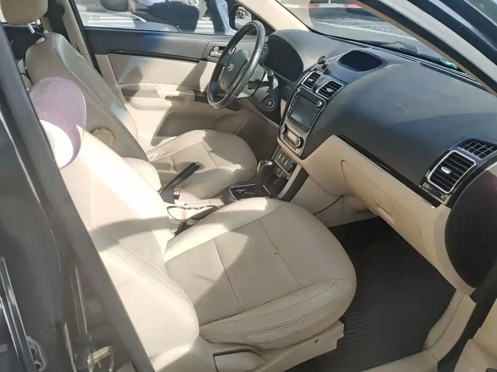 Geely Emgrand 2013 1.8L CVT Elite