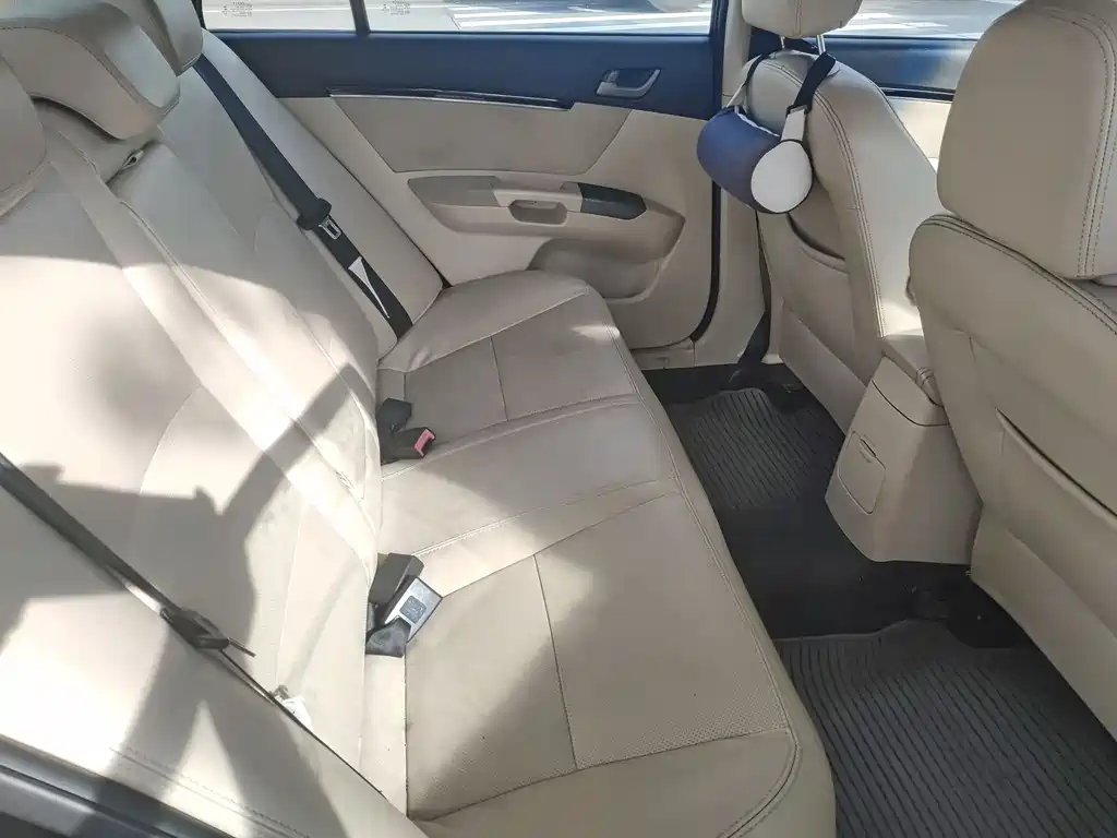 Geely Emgrand 2013 1.8L CVT Elite