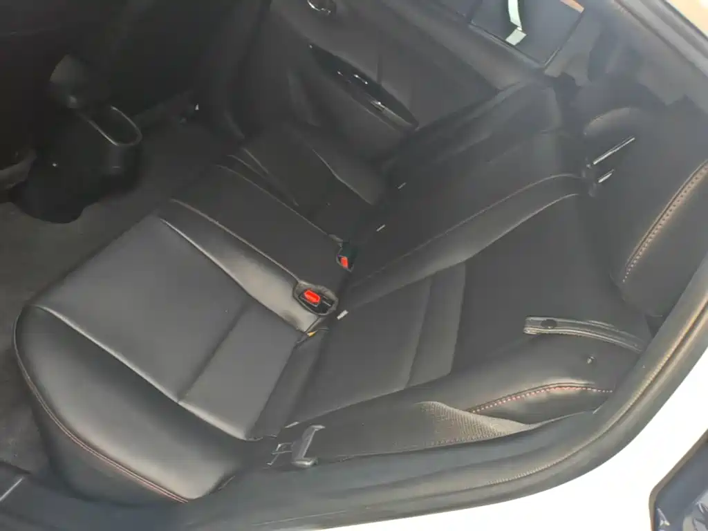 Toyota Yaris L — миниатюра 17