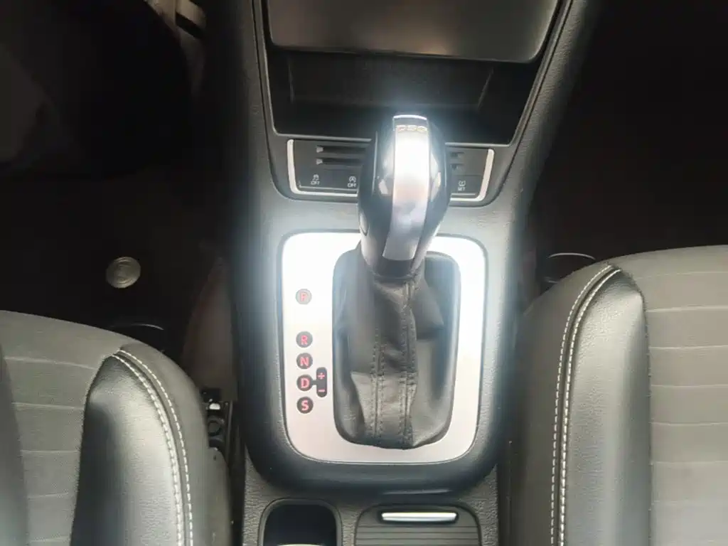 Volkswagen Tiguan — миниатюра 14