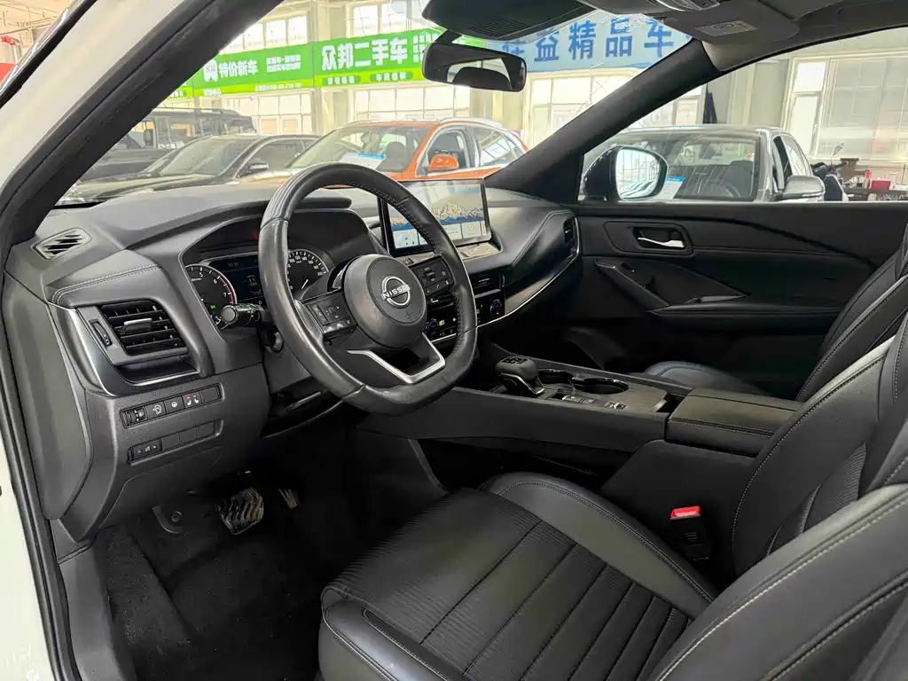 Nissan Qashqai 2023 1.3T CVT Luxury