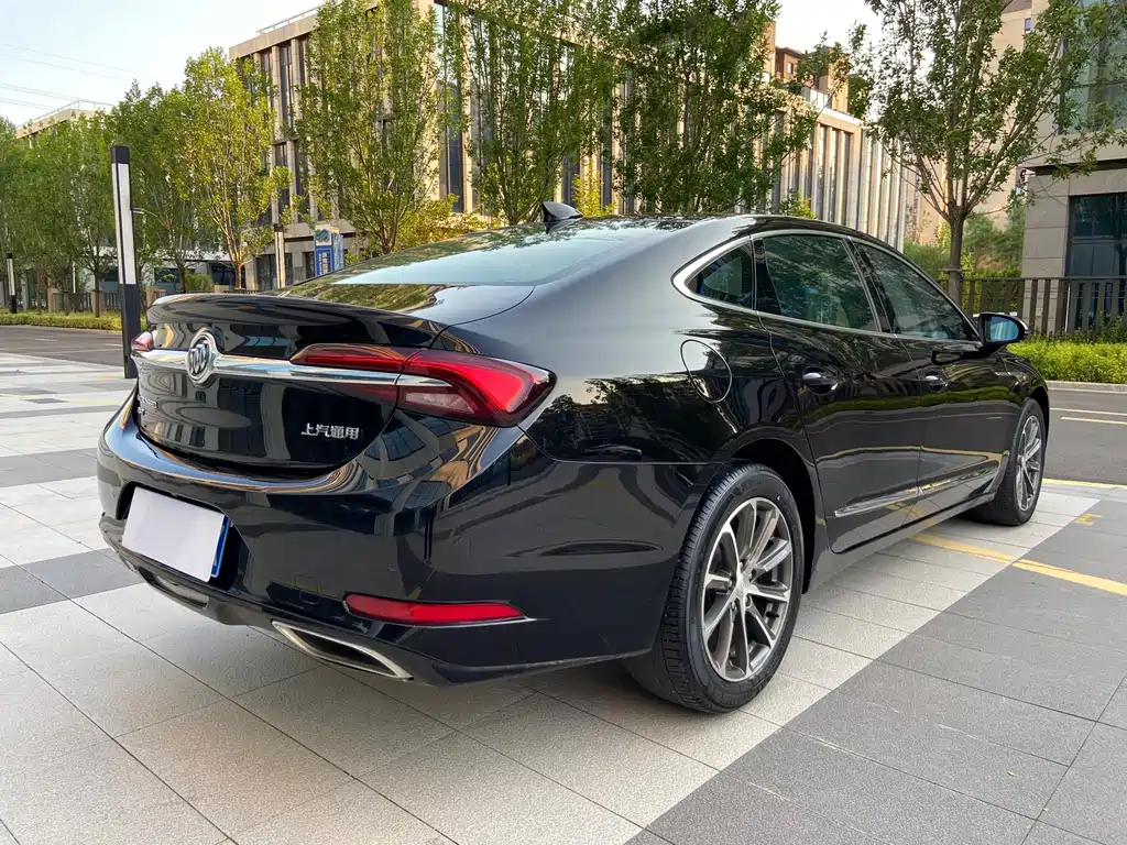 Buick LaCrosse — миниатюра 5