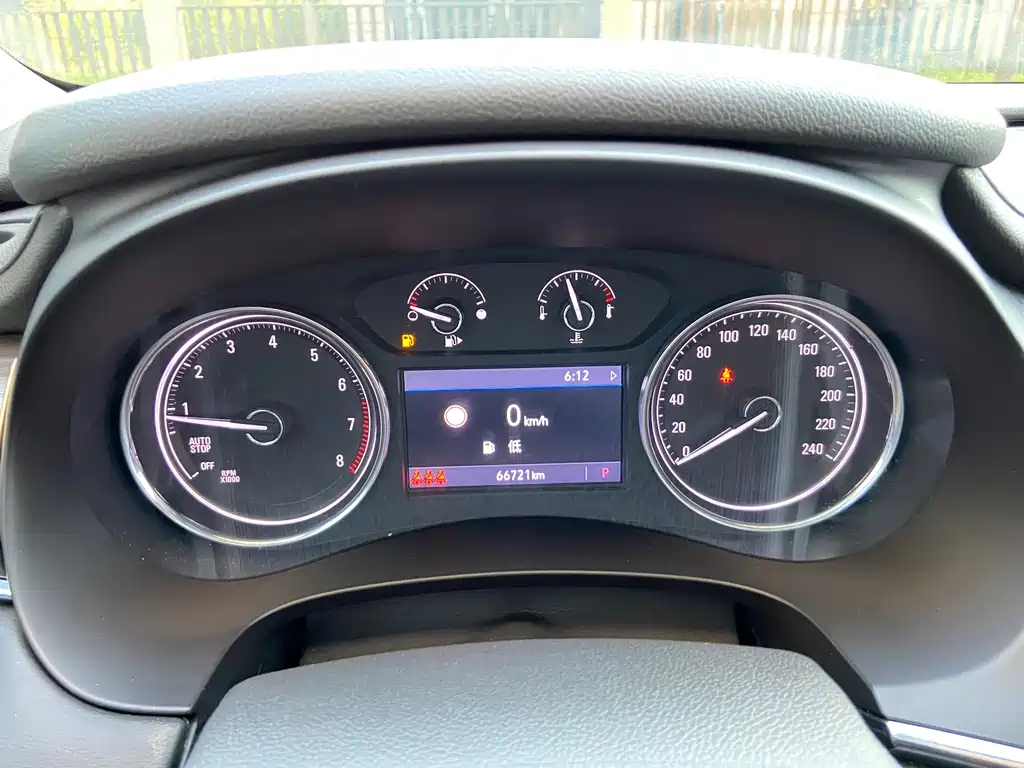 Buick LaCrosse — миниатюра 13